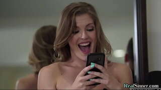 Haut fille enculer par le meilleur homme avant le mariage