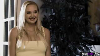 ���ीलफ मदर आय वुड लाइक टू Phillips आणि कामौत्तेजित होणे तरुण Paisley पोर्टर वळते घेत बुल्ल्यावर स्वार होणे लंड Chibbles प्रचंड मनुष्य मांस