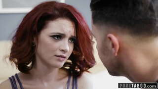 Эскорт Настойвае На Тым, Каб Адсмактаць Член У Грамадскім Туалеце