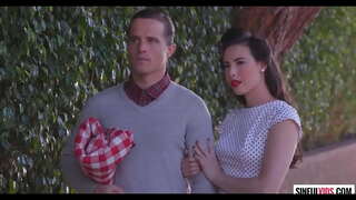 Ысык парочка Кейси Калверт жана Робби Эхо turmush сексом ачык абада