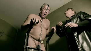 Emäntä huhtikuuta - Musta catsuit lateksi orja, käytetty